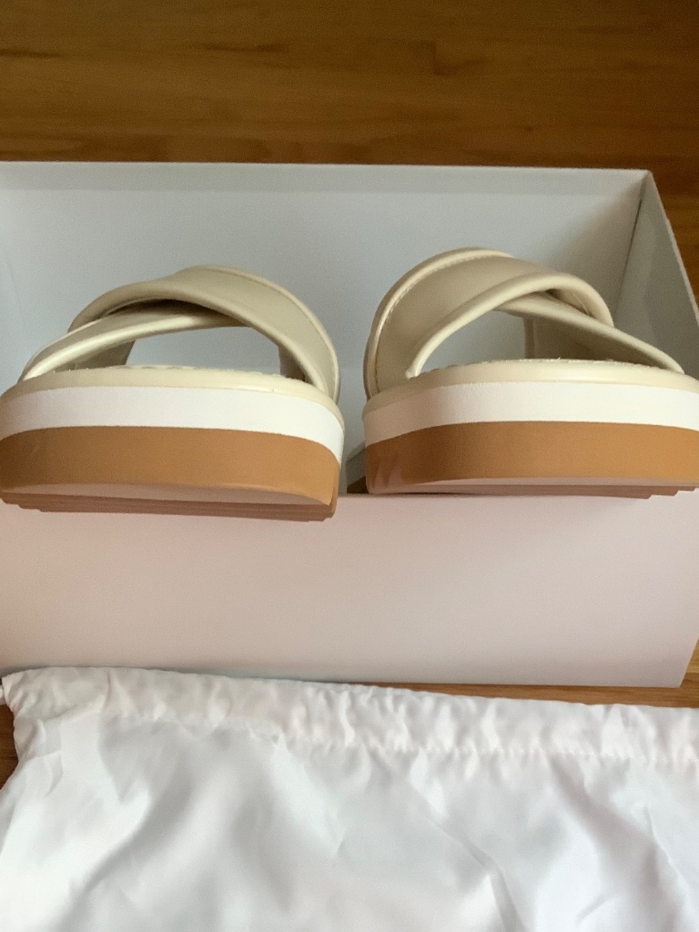 Stella McCartney Sneak-Elyse Platform Slide Sandals Cream SZ EU 38/ US 8 - Picture 9 of 16